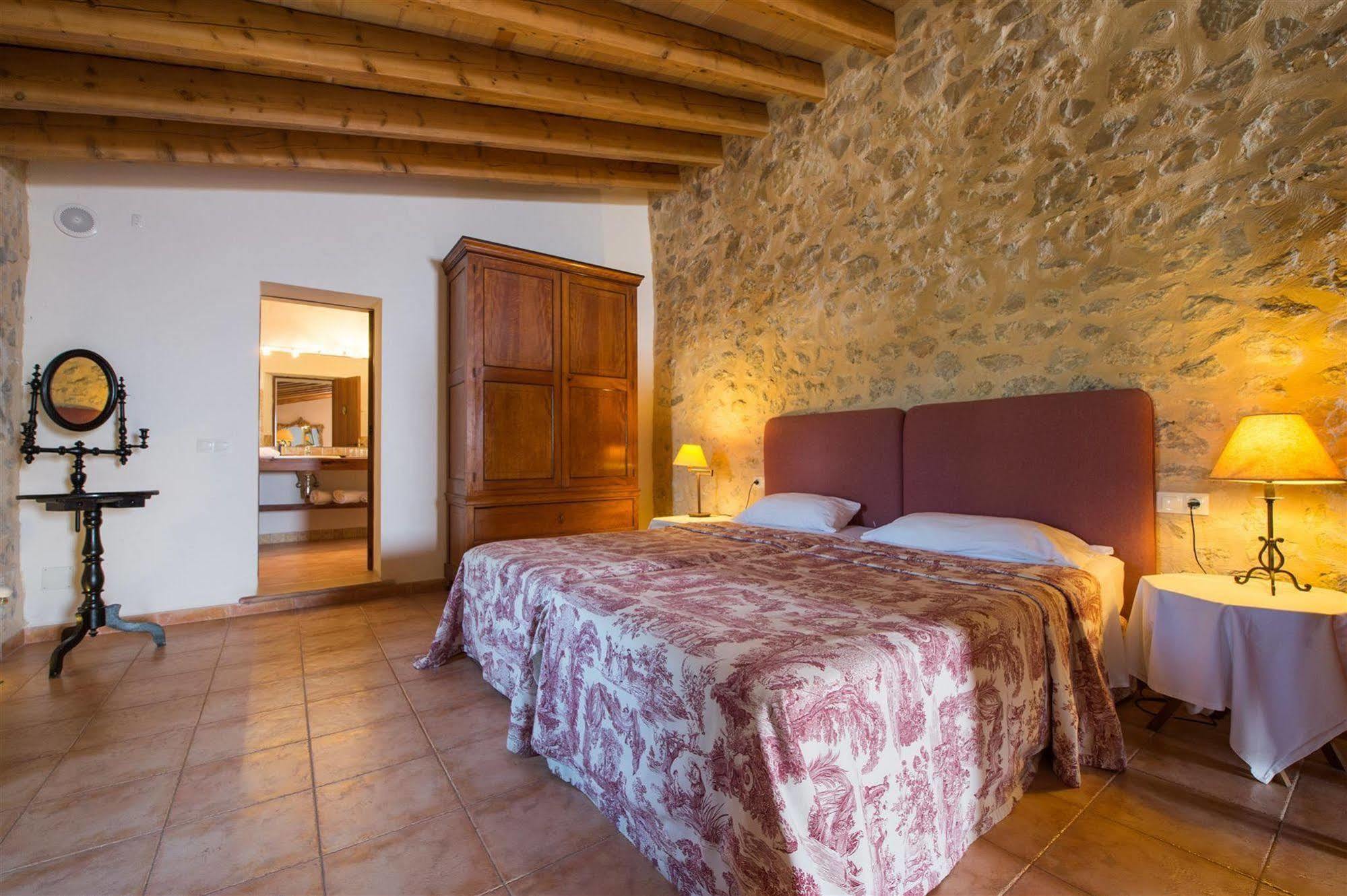 Hotel Rural Can Feliu Porreres Exterior photo
