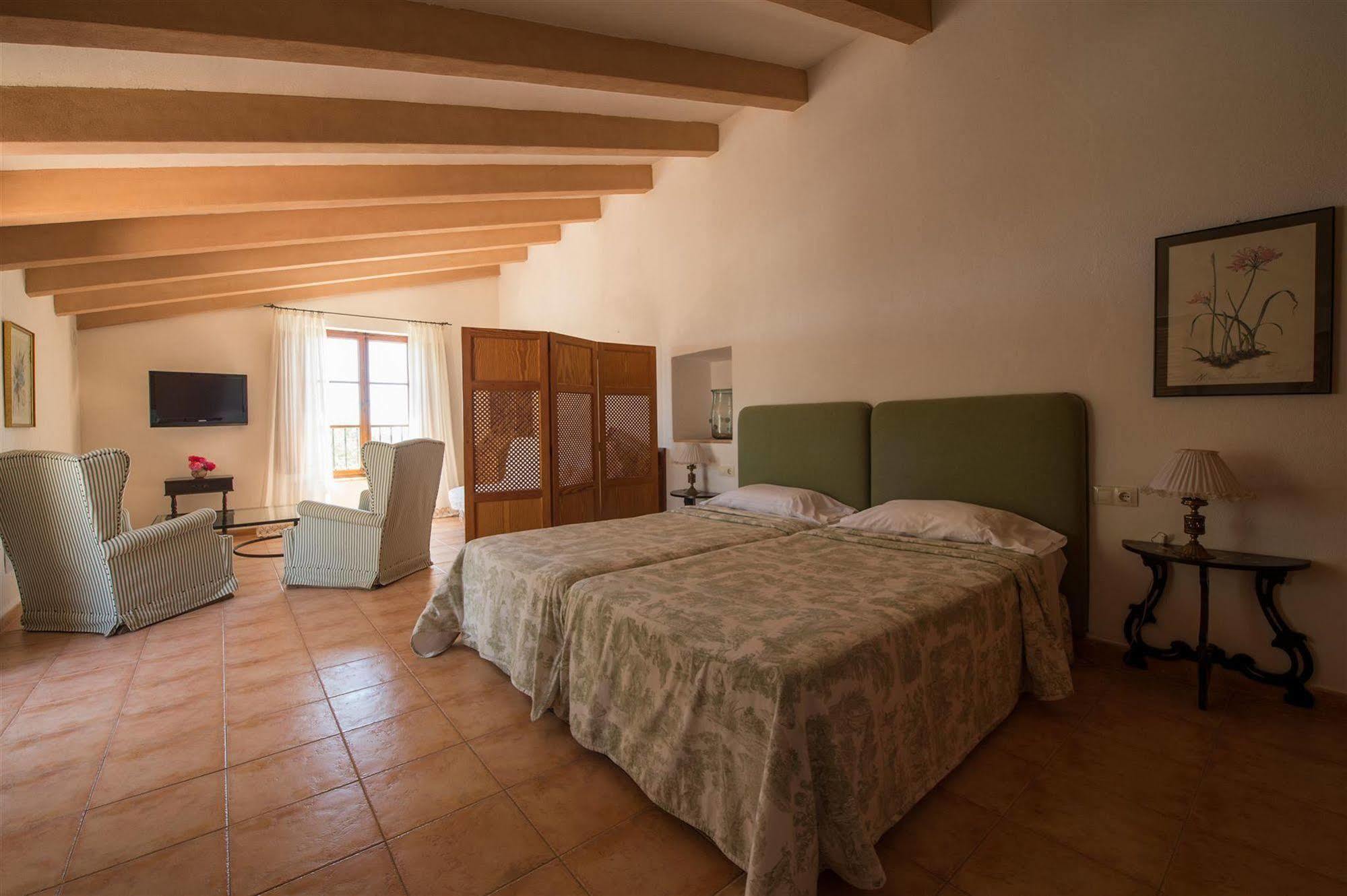 Hotel Rural Can Feliu Porreres Exterior photo