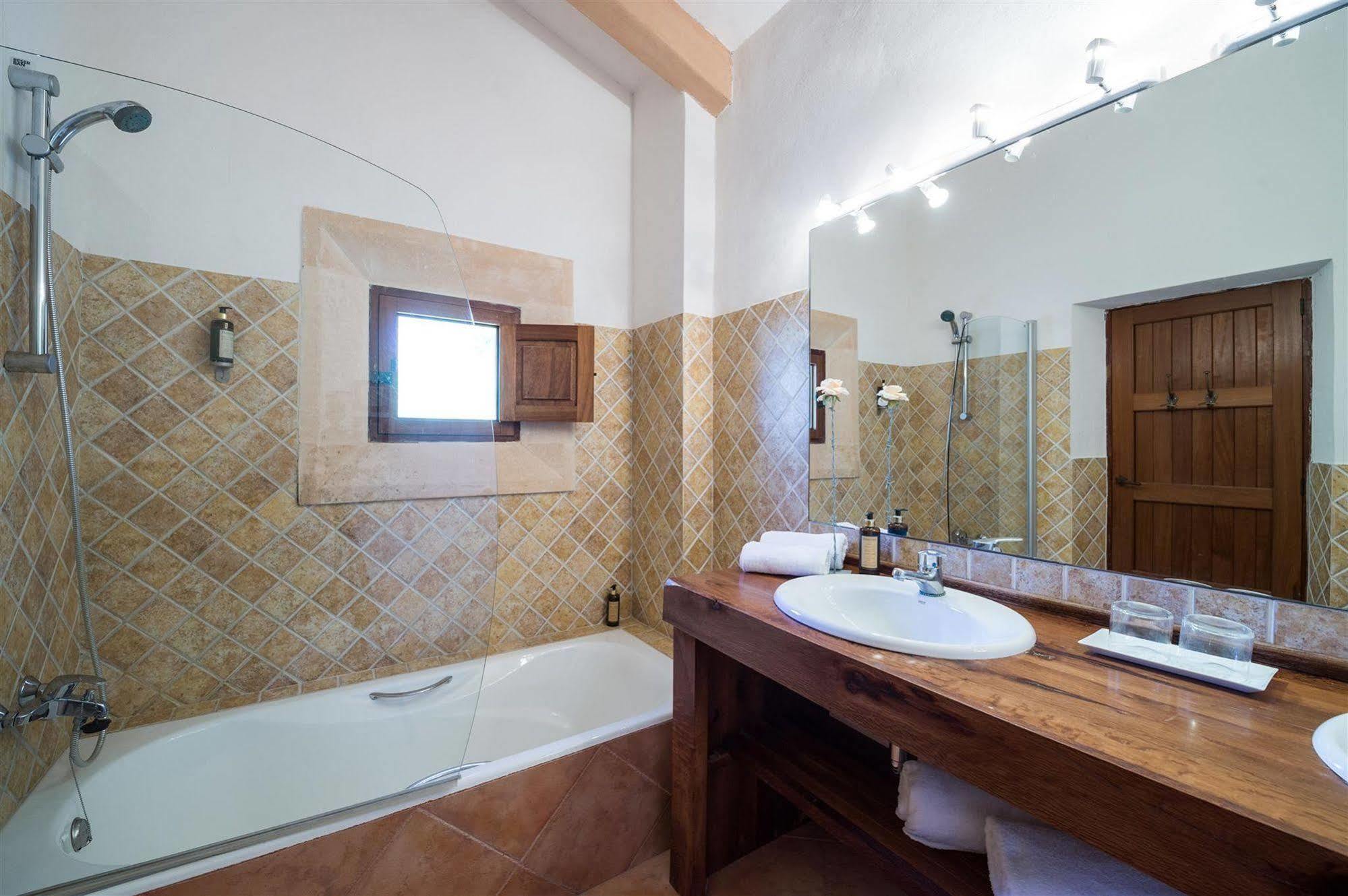 Hotel Rural Can Feliu Porreres Exterior photo